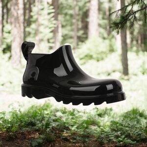 NIB On 34th Verda Black Ankle Rain Booties Size 10M